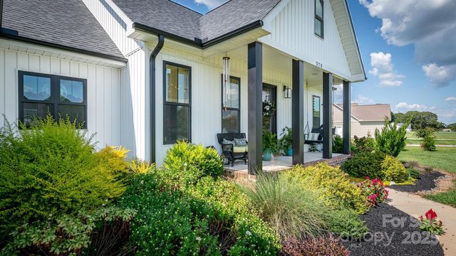 370 Cal Kennedy Road, Cleveland, NC 27013