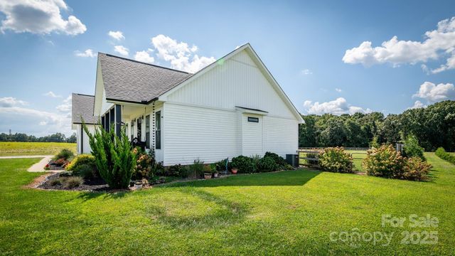 370 Cal Kennedy Road, Cleveland, NC 27013
