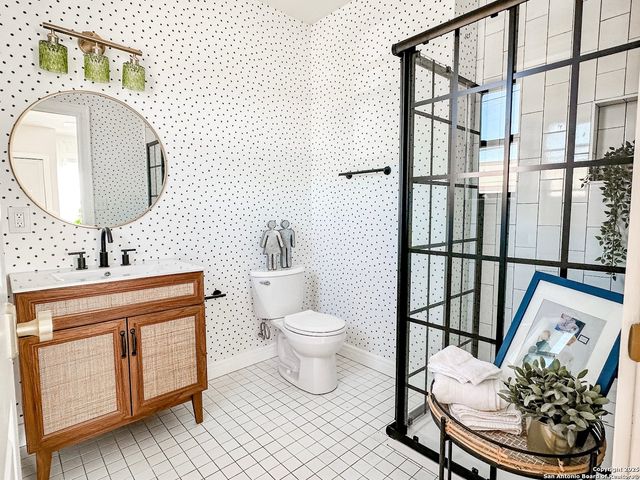 102 Luther, Olmos Park, TX 78212