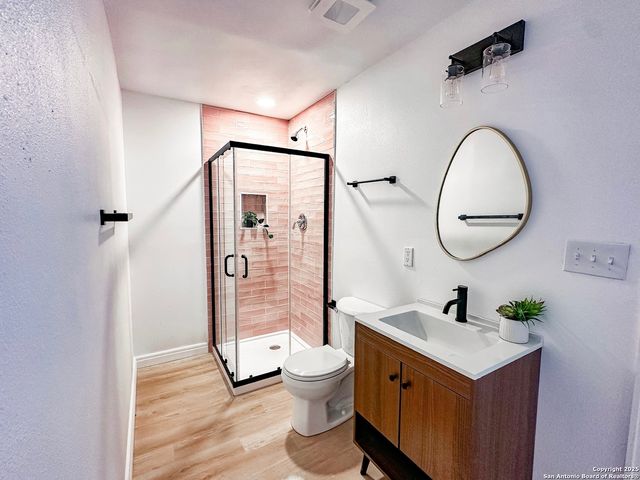 102 Luther, Olmos Park, TX 78212