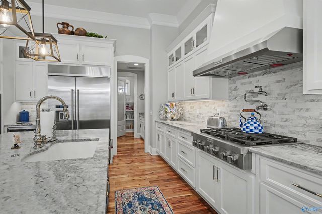 255 Worthington Lane, Guntersville, AL 35976