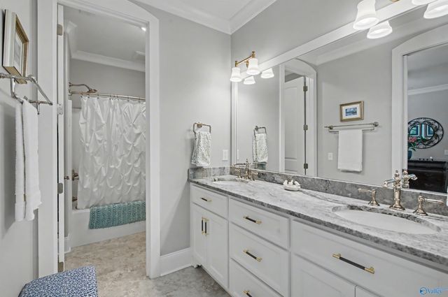 255 Worthington Lane, Guntersville, AL 35976