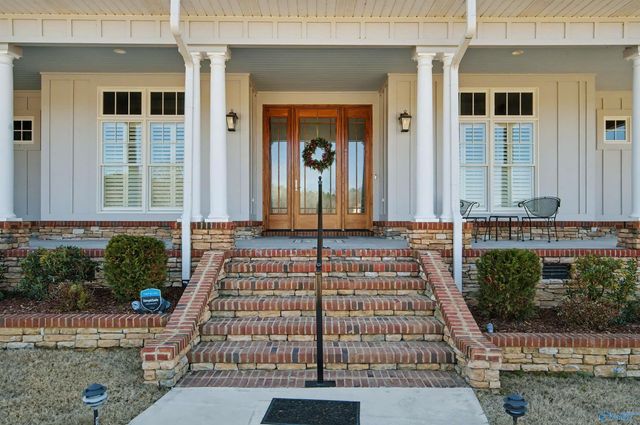 255 Worthington Lane, Guntersville, AL 35976