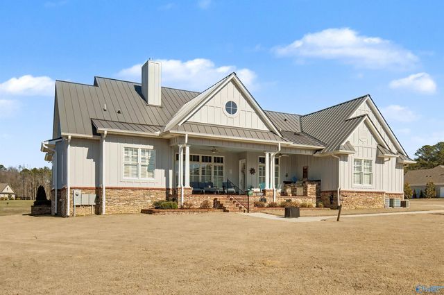 255 Worthington Lane, Guntersville, AL 35976