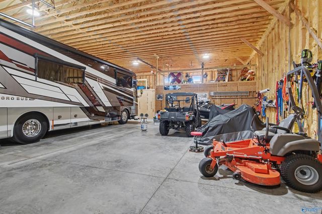 255 Worthington Lane, Guntersville, AL 35976