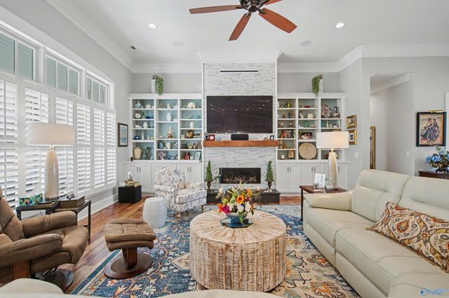 255 Worthington Lane, Guntersville, AL 35976