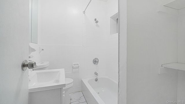 1819 Palisade Place, Bronx, NY 10453