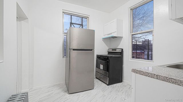1819 Palisade Place, Bronx, NY 10453