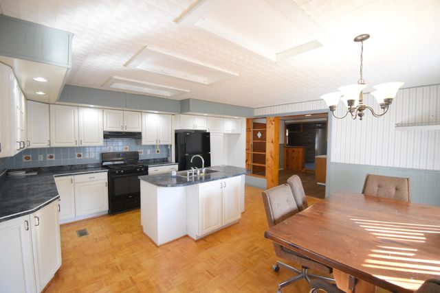 720 N Jefferson Street, Rensselaer, IN 47978