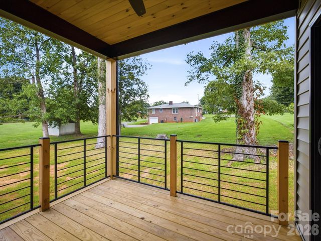 3143 2nd Street, Valdese, NC 28690