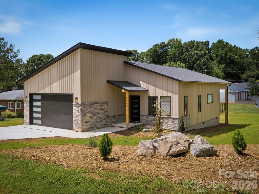 3143 2nd Street, Valdese, NC 28690