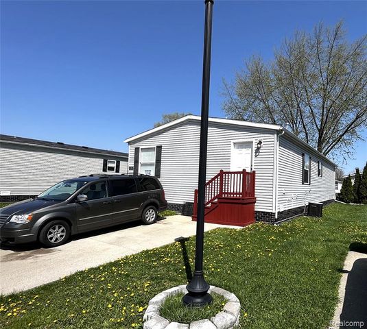 15385 Cartier Drive, Clinton Township, MI 48038