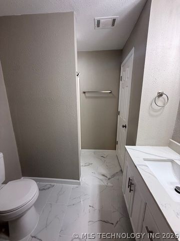 163 W Cheyenne Avenue, Vinita, OK 74350