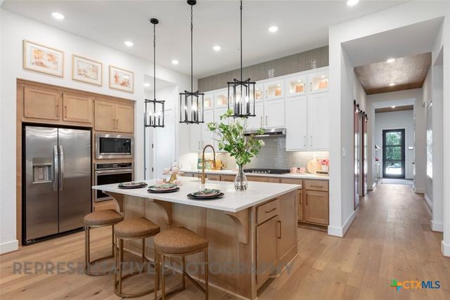 121 Ribera Drive, Liberty Hill, TX 78642