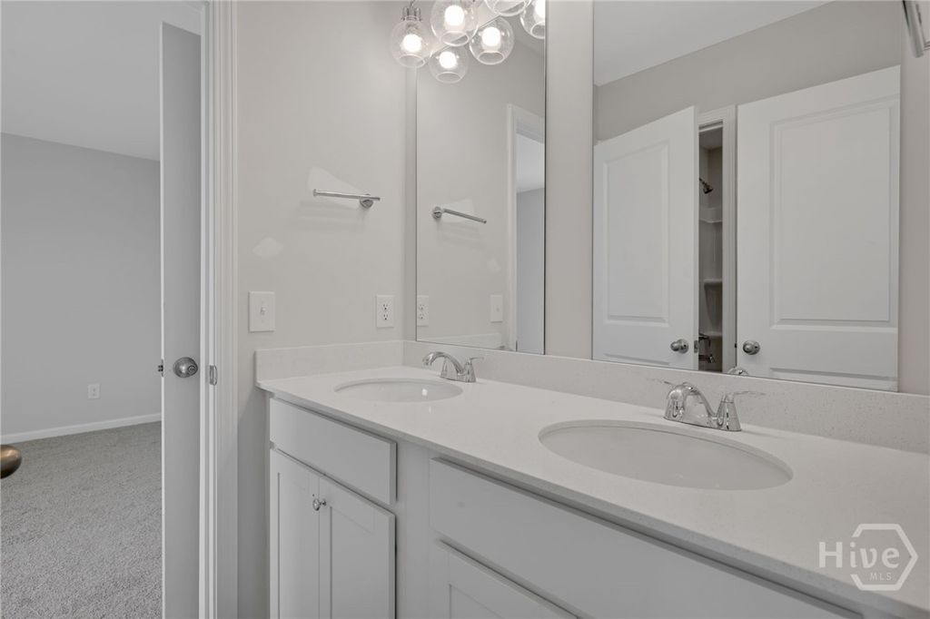 Image 6 of property listing at 248 Green Meadow Drive, Savannah, GA 31302
