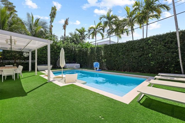 4490 Royal Palm Avenue, Miami Beach, FL 33140