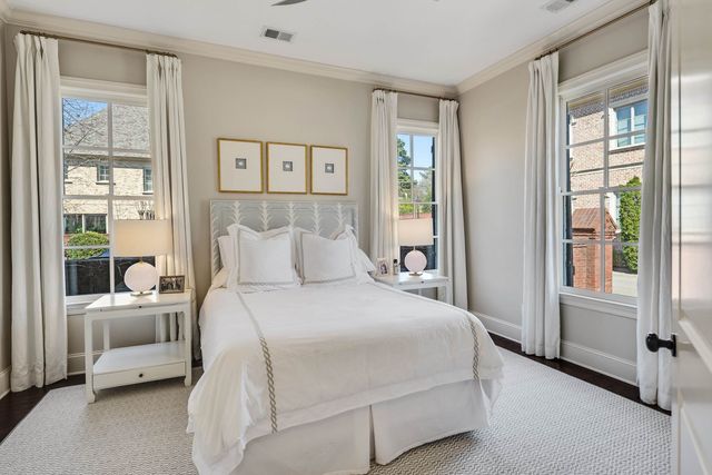 439 CHERRY HALL PL, Memphis, TN 38117