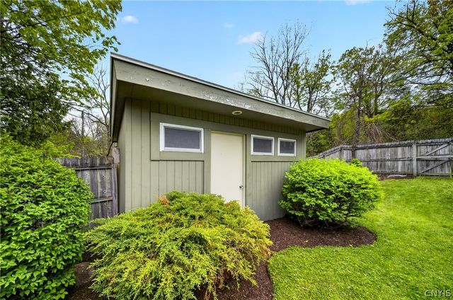 327 Kimber Road, Syracuse, NY 13224