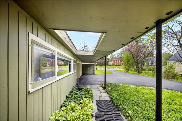 327 Kimber Road, Syracuse, NY 13224