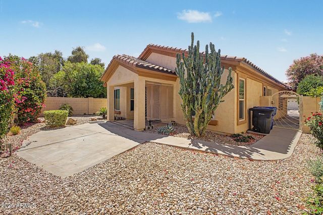 2088 E FLINT Street, Chandler, AZ 85225