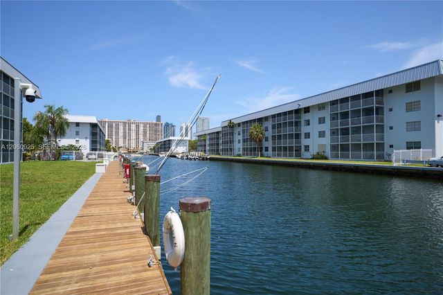 3600 NE 170th Street 401, North Miami Beach, FL 33160