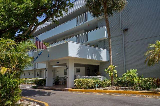 3600 NE 170th Street 401, North Miami Beach, FL 33160