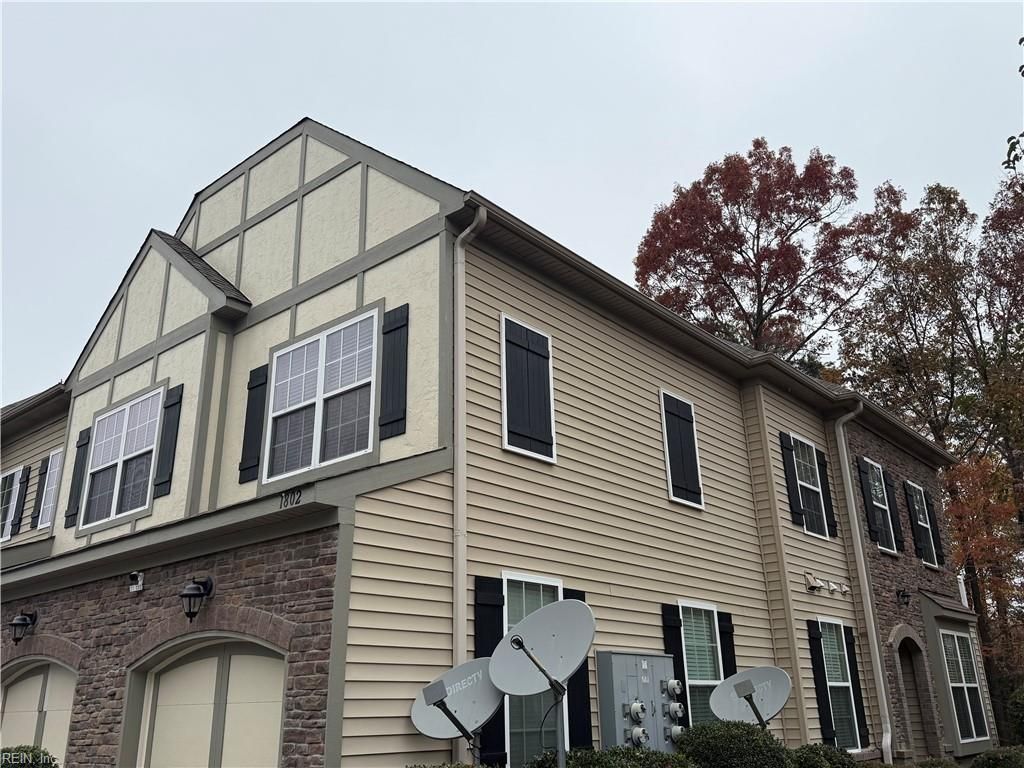 1804 James River TRL, Carrollton, VA 23314