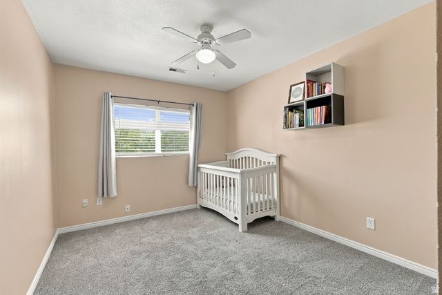 1076 S 1050 W, Woods Cross, UT 84087