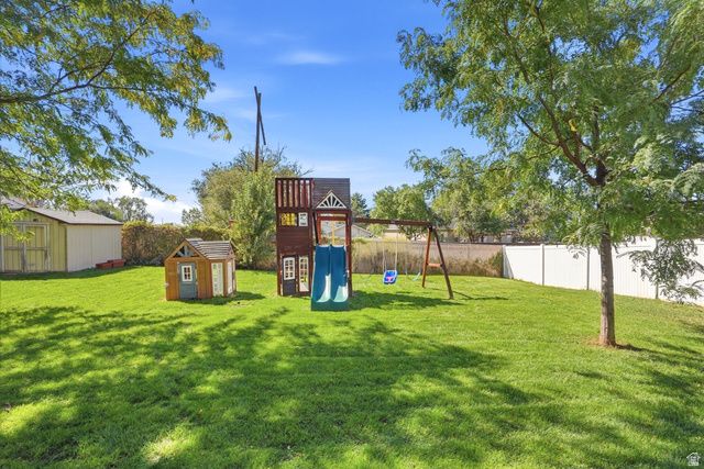 1076 S 1050 W, Woods Cross, UT 84087