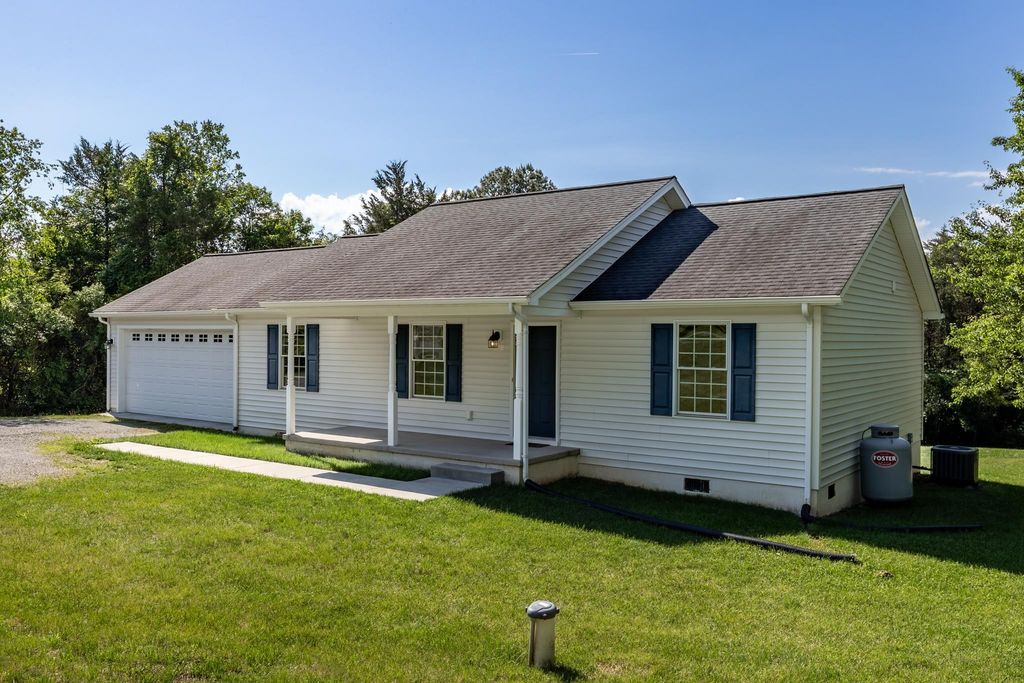 2696 DUNNES SHOP RD, Ruckersville, VA 22968