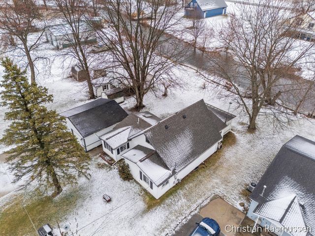 4701 W Channel Drive, Stanton, MI 48888