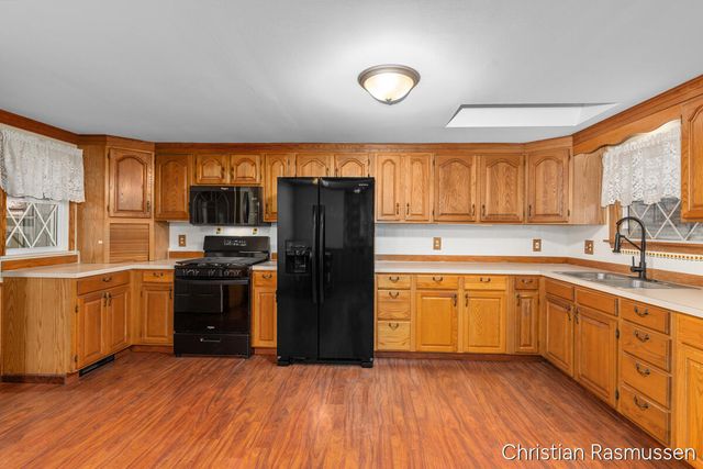 4701 W Channel Drive, Stanton, MI 48888