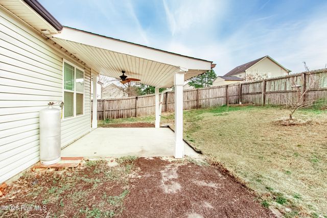 99 Kentucky Derby Lane, Lillington, NC 27546