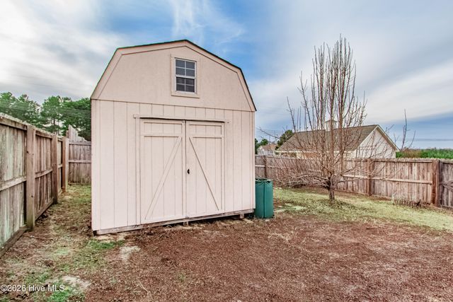 99 Kentucky Derby Lane, Lillington, NC 27546