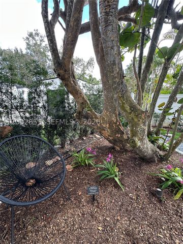62 NW 105th St, Miami Shores, FL 33150