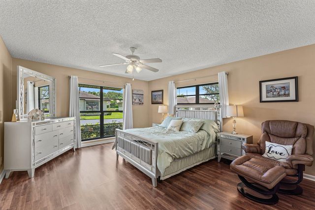 4869 Equestrian Road A, Boynton Beach, FL 33436
