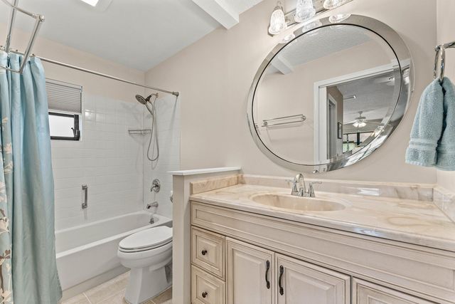 4869 Equestrian Road A, Boynton Beach, FL 33436