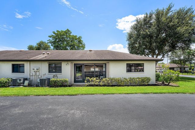 4869 Equestrian Road A, Boynton Beach, FL 33436