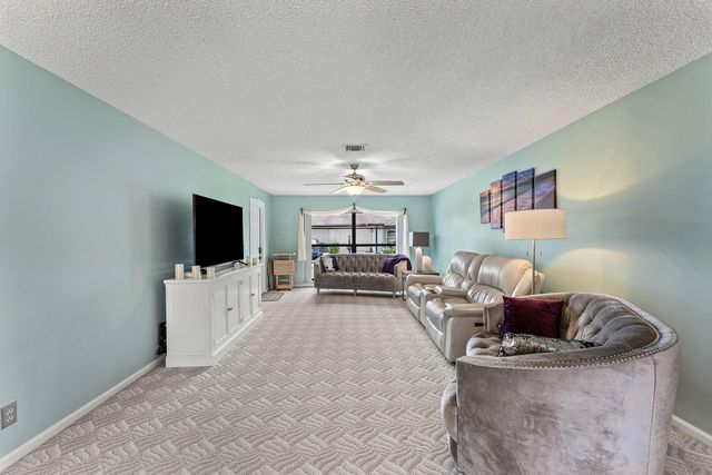 4869 Equestrian Road A, Boynton Beach, FL 33436