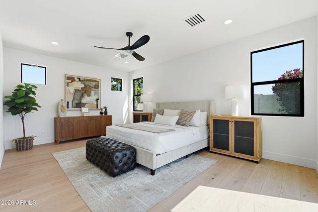 6521 E SHARON Drive, Scottsdale, AZ 85254