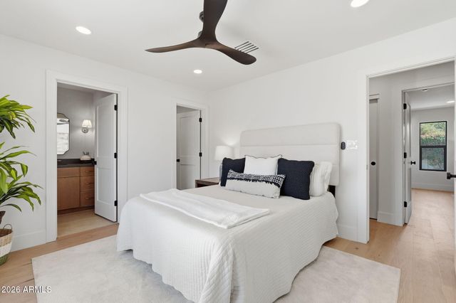 6521 E SHARON Drive, Scottsdale, AZ 85254