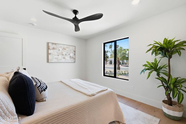 6521 E SHARON Drive, Scottsdale, AZ 85254