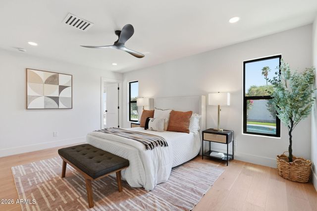 6521 E SHARON Drive, Scottsdale, AZ 85254