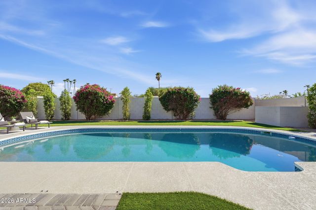 6521 E SHARON Drive, Scottsdale, AZ 85254
