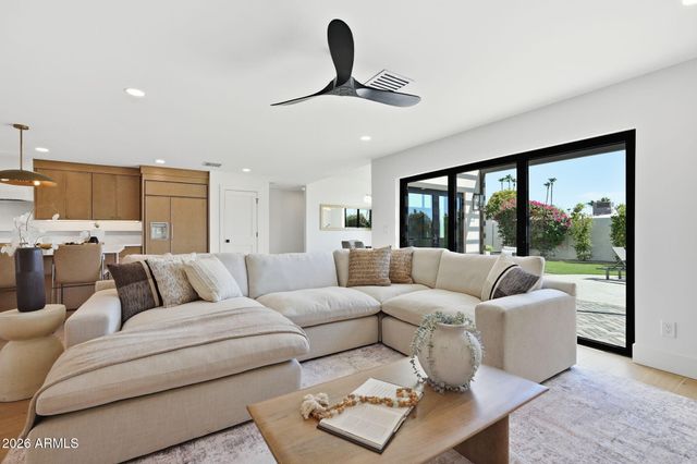 6521 E SHARON Drive, Scottsdale, AZ 85254