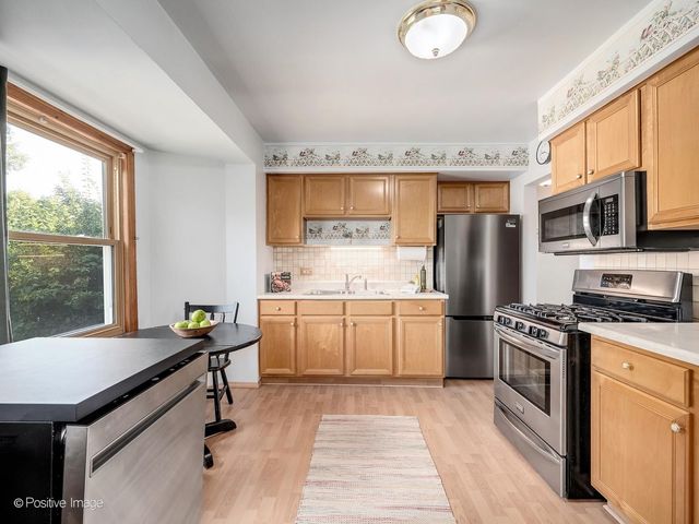 2236 S 5th Avenue, North Riverside, IL 60546