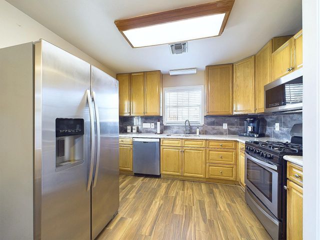 2814 Balmorhea Avenue, Houston, TX 77039