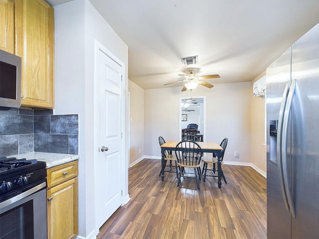 2814 Balmorhea Avenue, Houston, TX 77039