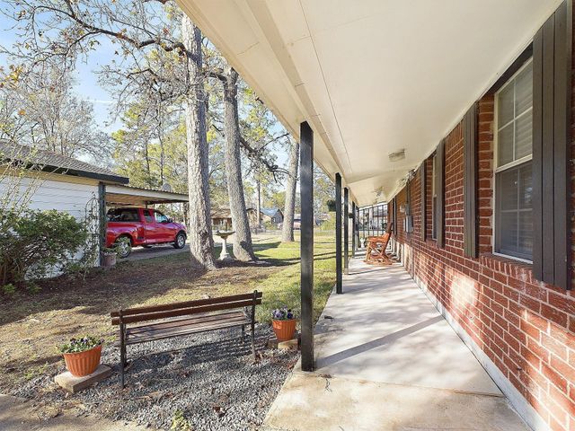 2814 Balmorhea Avenue, Houston, TX 77039