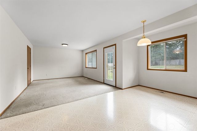 5412 247th Street E, Graham, WA 98338